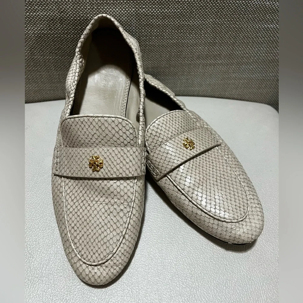 Tory Burch Logo Nude Leather Ballet Loafers Flats Women’s Size 8